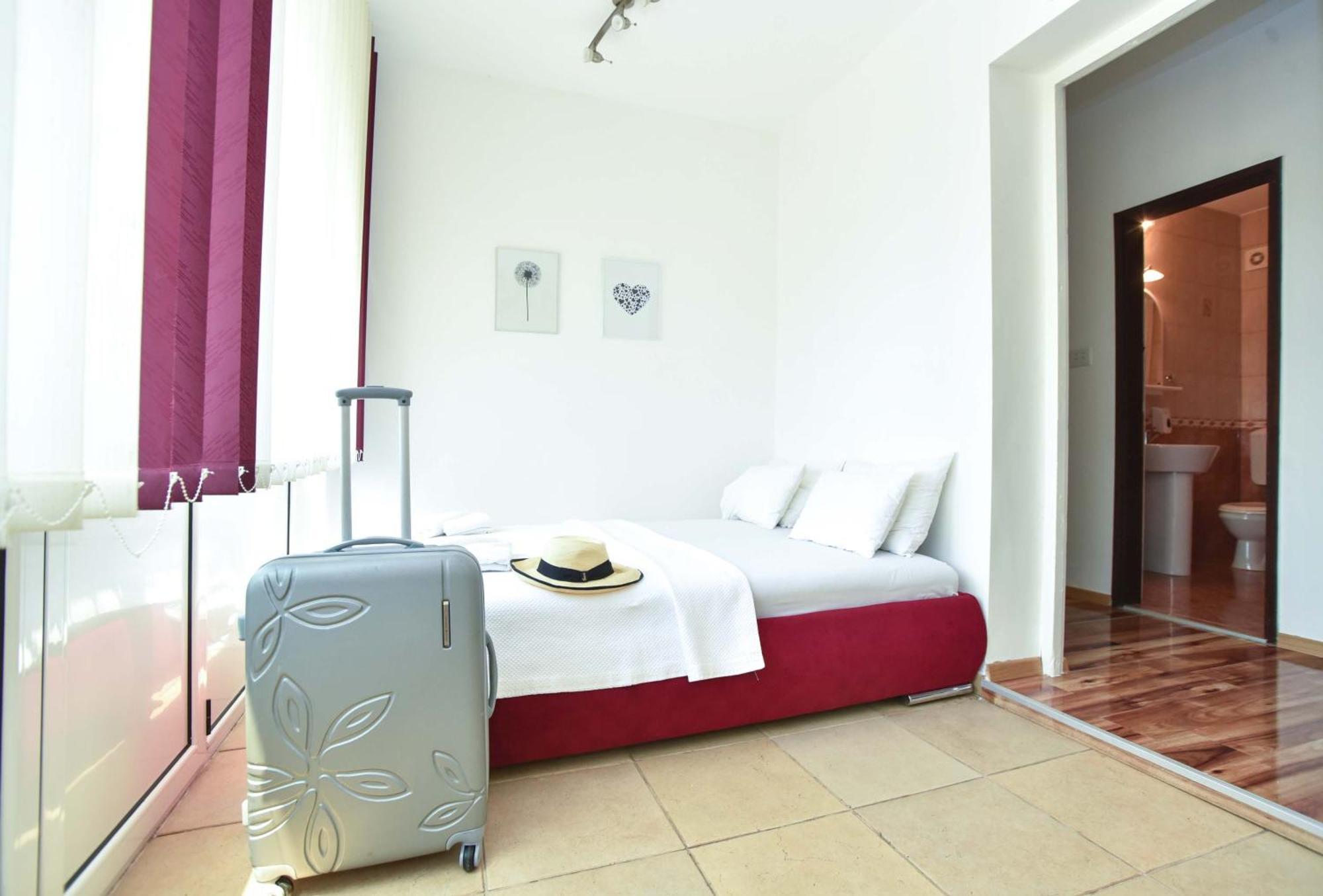 Apartments Raymond Sveti Stefan Room photo