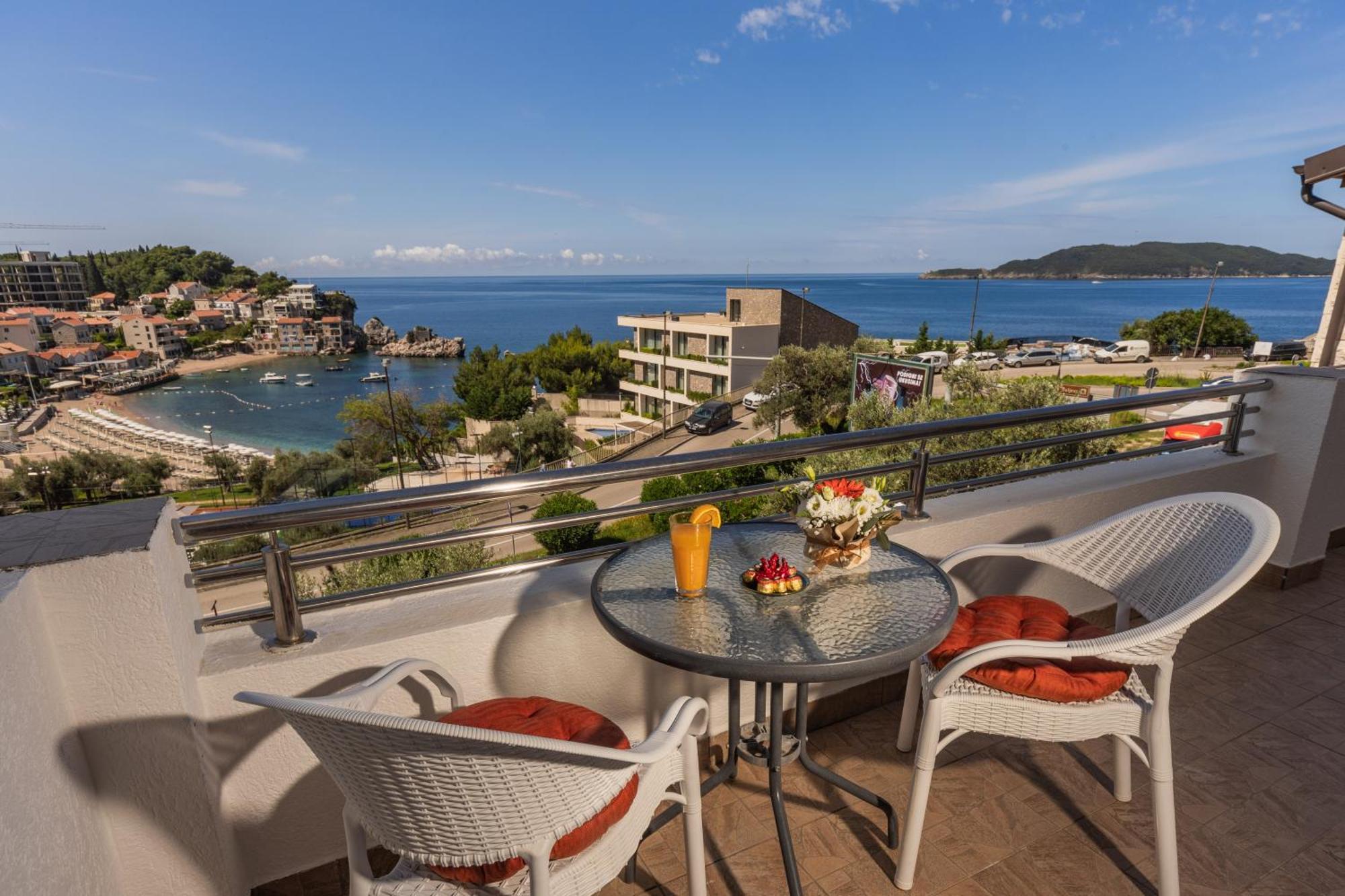 Apartments Raymond Sveti Stefan Room photo
