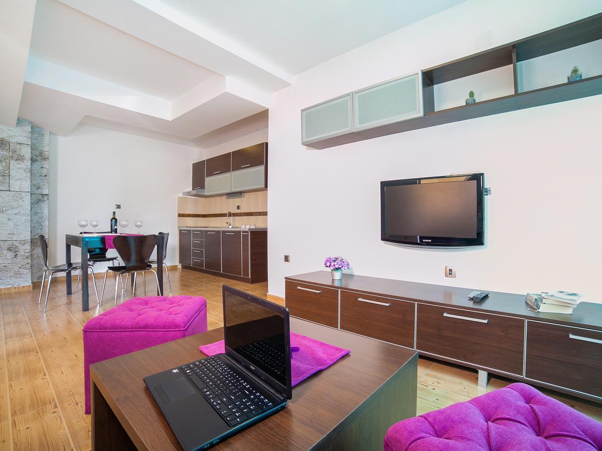 Apartments Raymond Sveti Stefan Exterior photo