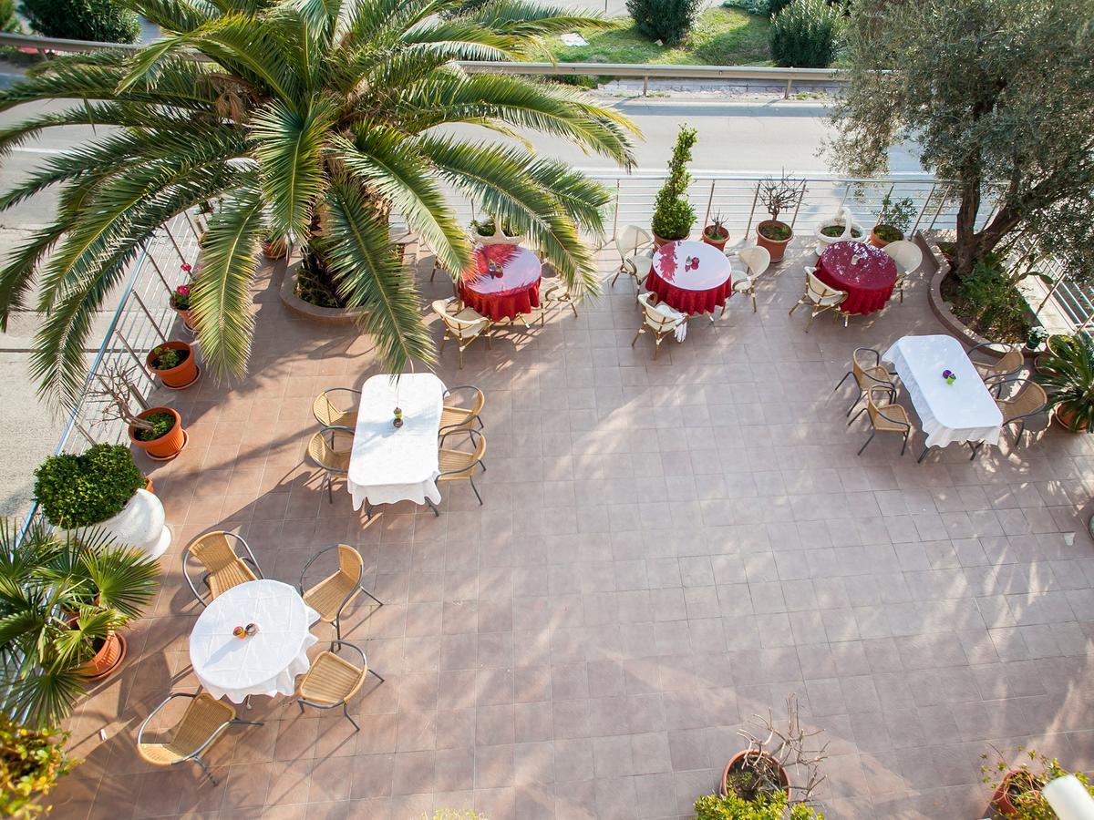 Apartments Raymond Sveti Stefan Exterior photo